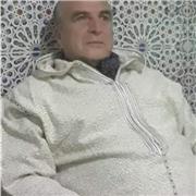 Retraite ancien directeur des ressources humaines j adore enseigner la langue arabe et ses fondements